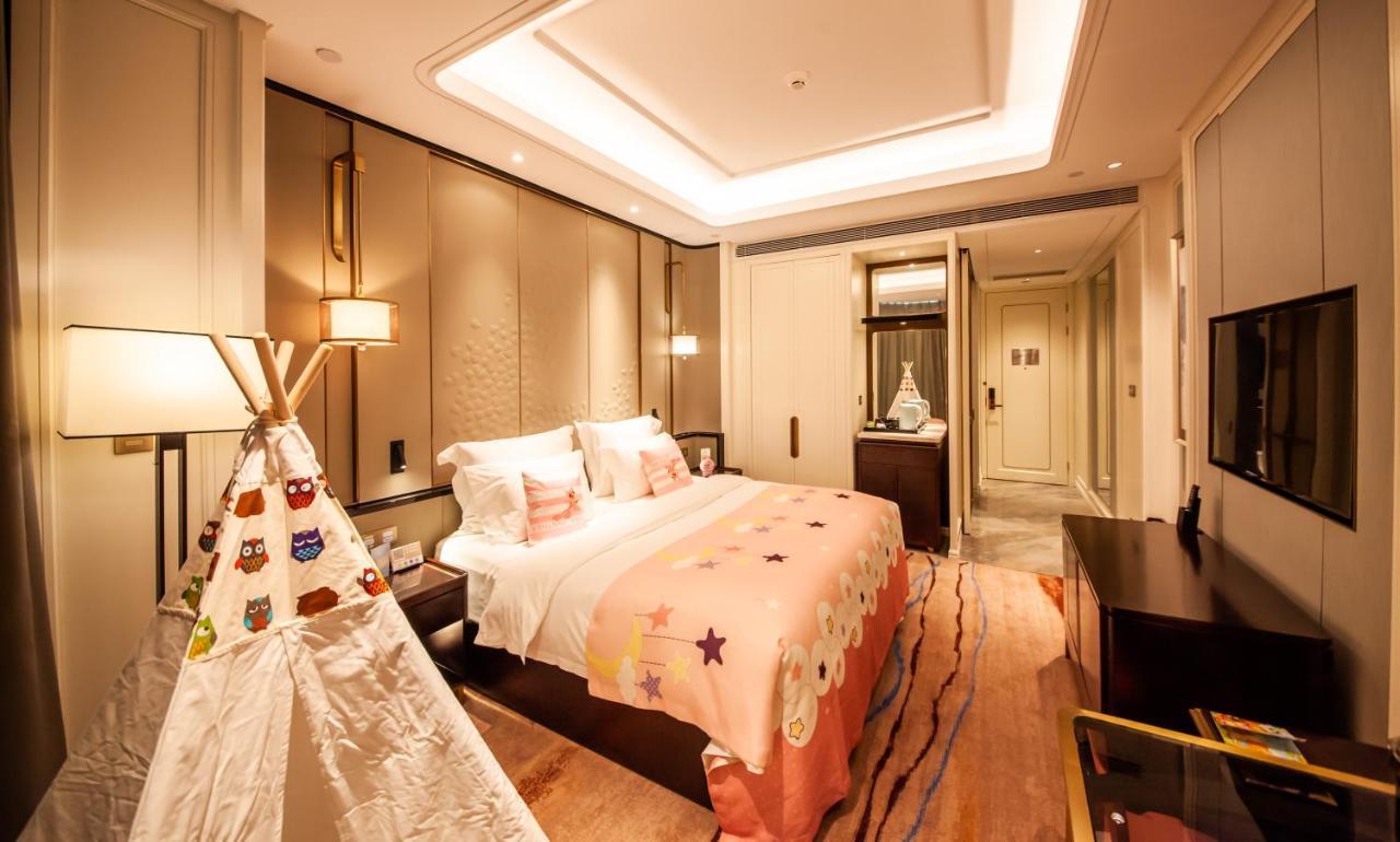 Wyndham Qingdao Hotell Eksteriør bilde