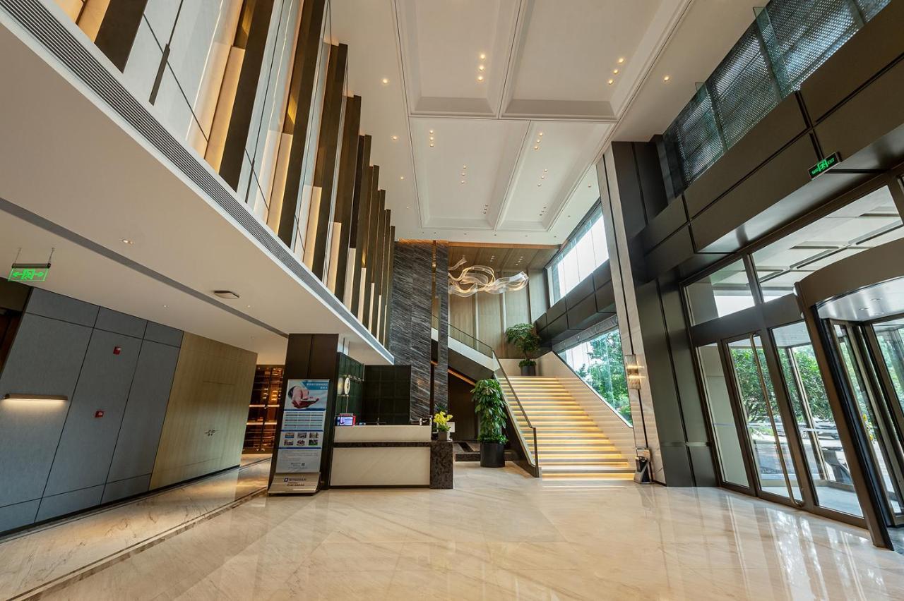 Wyndham Qingdao Hotell Eksteriør bilde