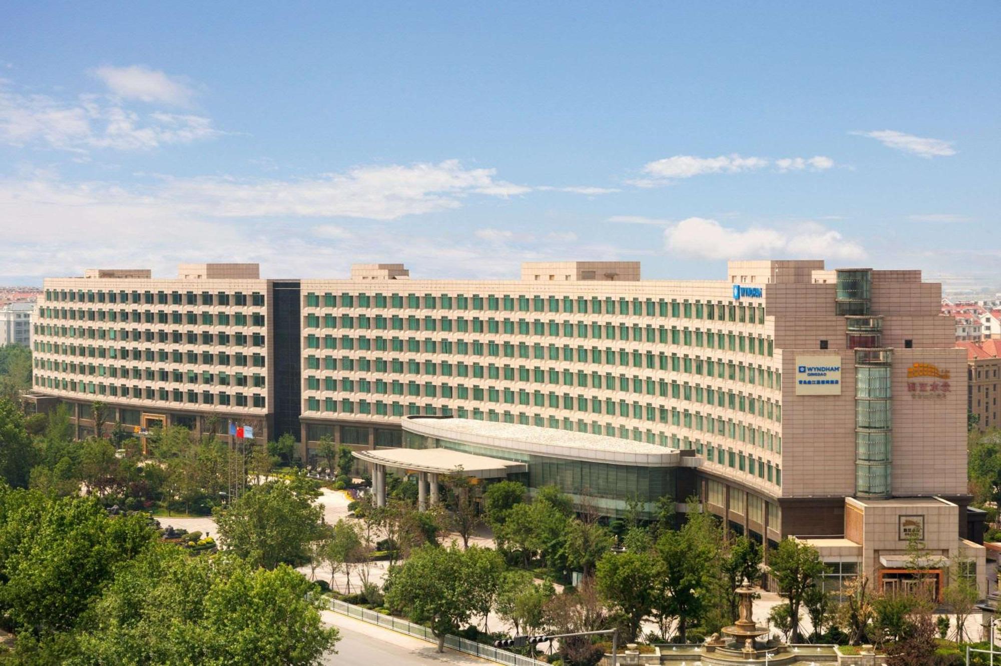 Wyndham Qingdao Hotell Eksteriør bilde