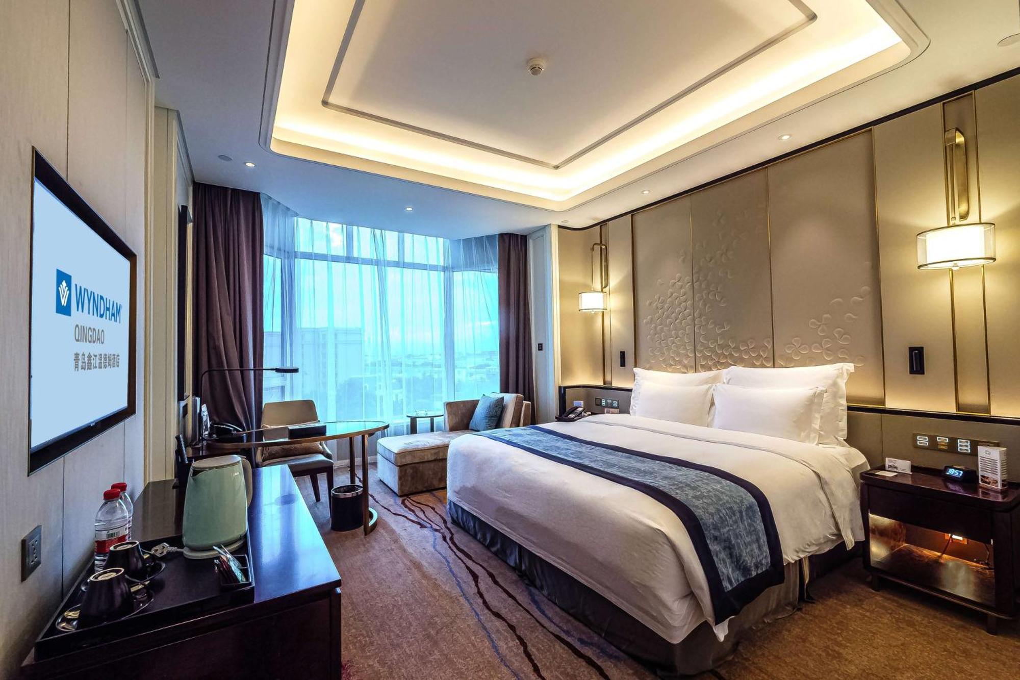 Wyndham Qingdao Hotell Eksteriør bilde