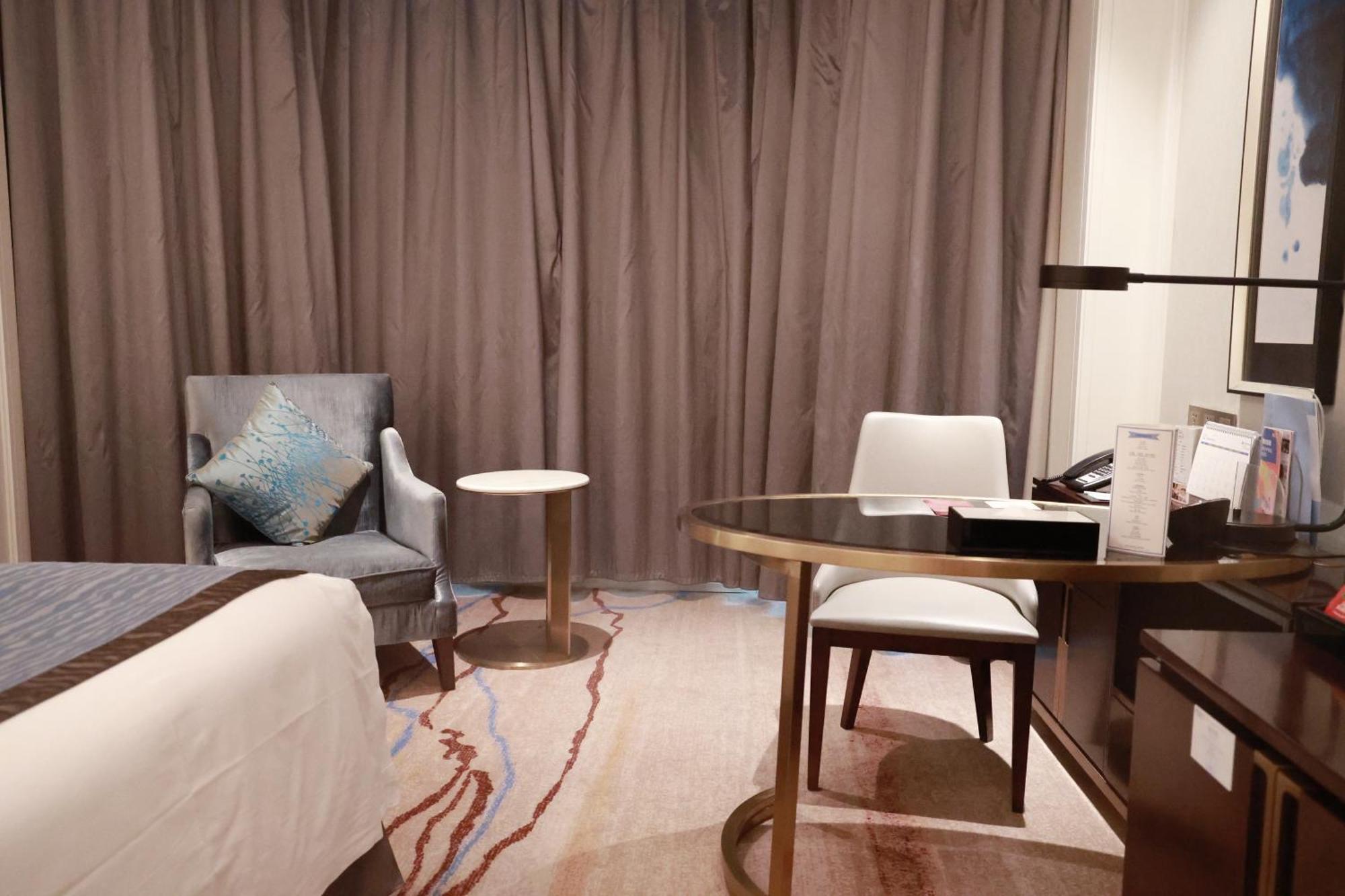 Wyndham Qingdao Hotell Eksteriør bilde